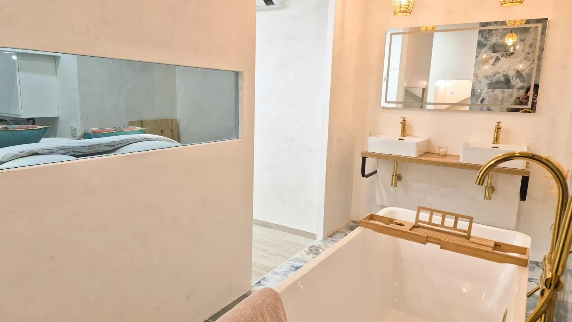 Splendide Studio Design - Neuf Dynamique Nice France